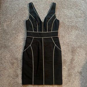 Trina Turk Women's Bodycon Dress Black Double V-Neck White Piping Mini Size 2